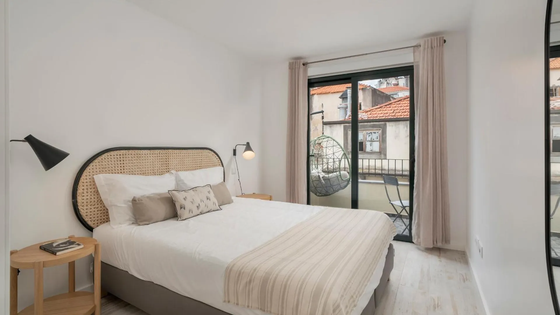 Apartment Tanoeiros Residence By An Island Apart Funchal  Portugal